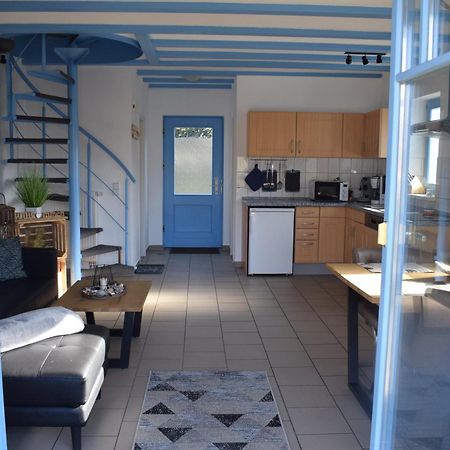 Ferienhaus Am Yachthafen Зелин Екстериор снимка