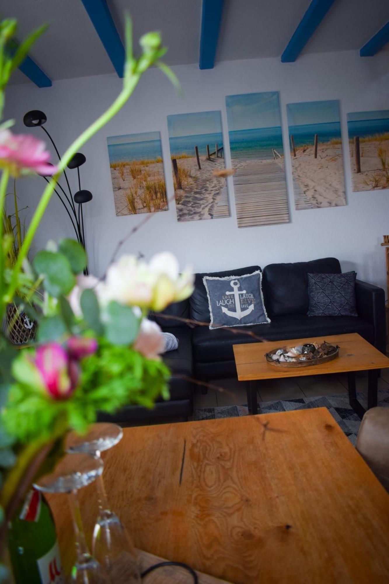 Ferienhaus Am Yachthafen Зелин Екстериор снимка